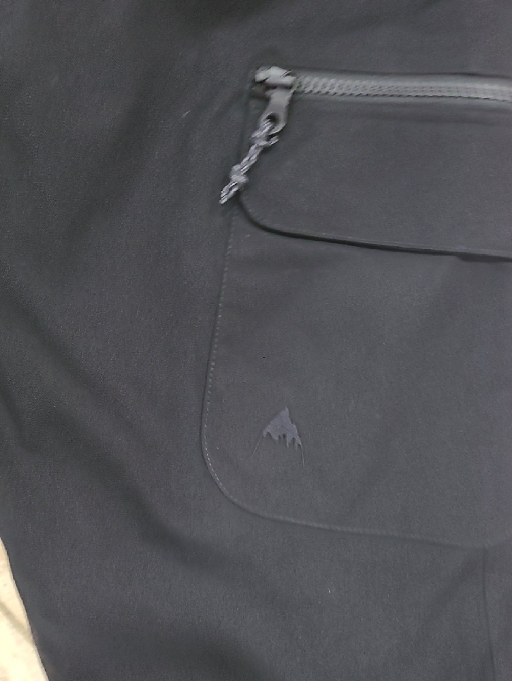 Burton Black Women's Cargo Snow Pants - Picture 6 of 16